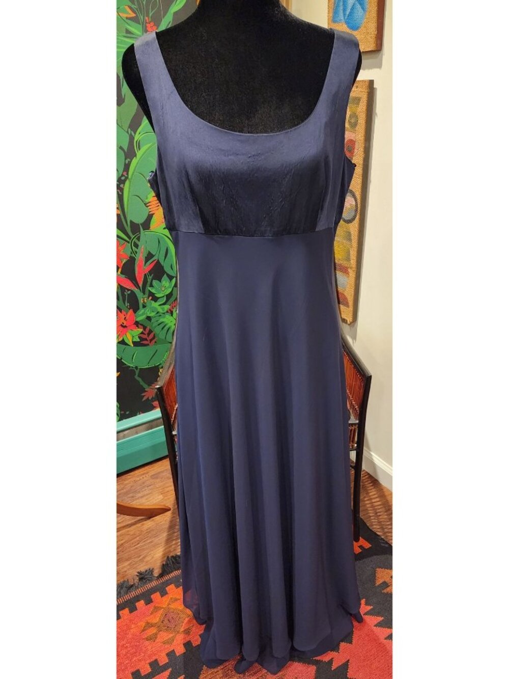VINTAGE Ann Taylor Women's Navy Sleeveless Maxi Dress Size 10 Silk & Polyester